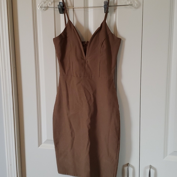 Dress - Picture 1 of 1